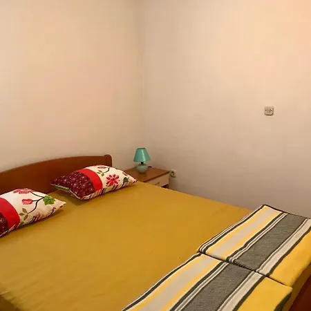 Put Makra 14 Apartment *