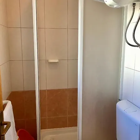 Put Makra 14 * Makarska